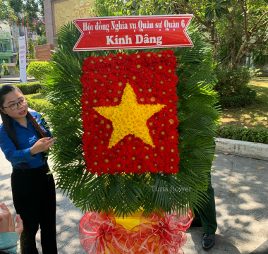 Vòng hoa Lá cờ Việt Nam - 04