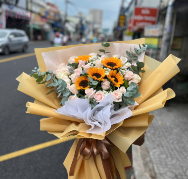 Hoa tốt nghiệp 17
