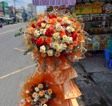 Kệ hoa 09-84