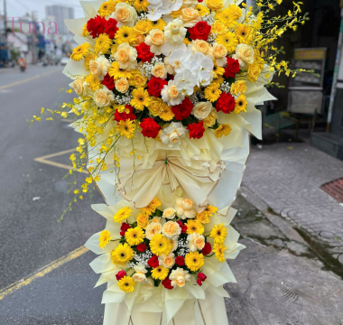 Hoa chúc mừng 10-01