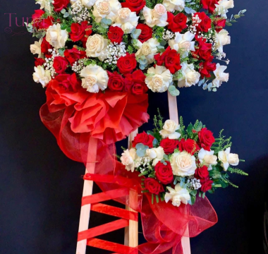 Kệ chúc mừng 10-06